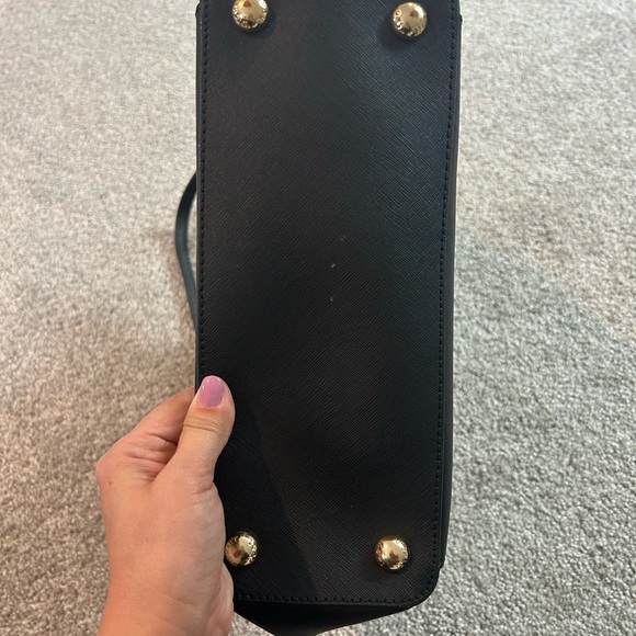 Michael Kors Black Tote Bag - Picture 3 of 5